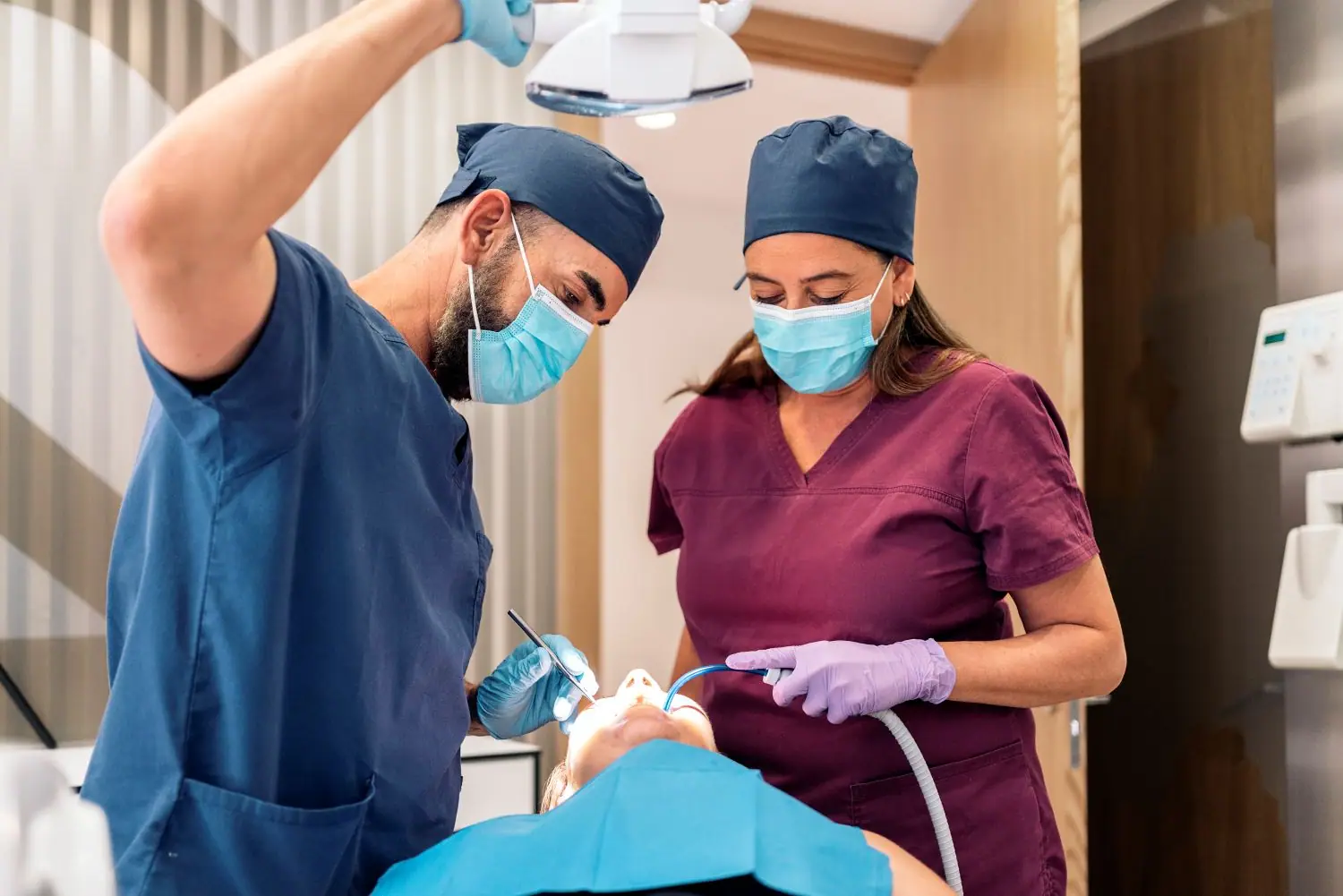 Kompleksowa opieka stomatologiczna w Poznaniu