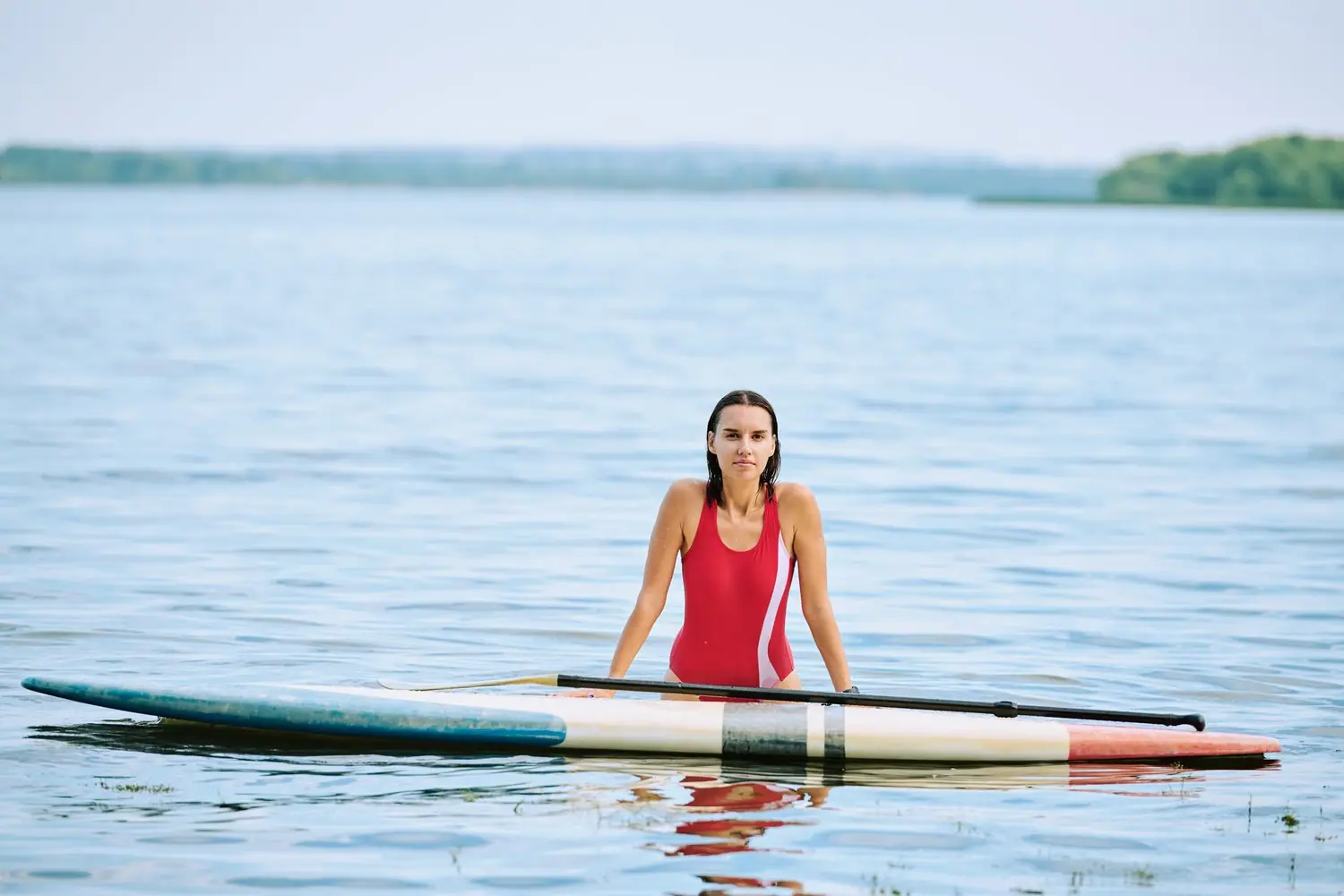 Stand Up Paddle - spokojny sport wodny dla każdego