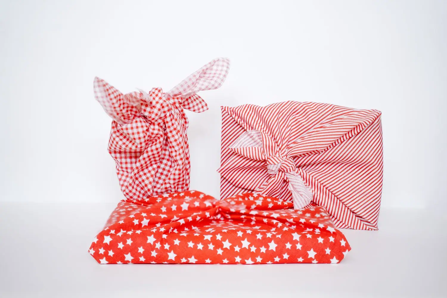 Japońskie techniki pakowania prezentów - furoshiki i origami